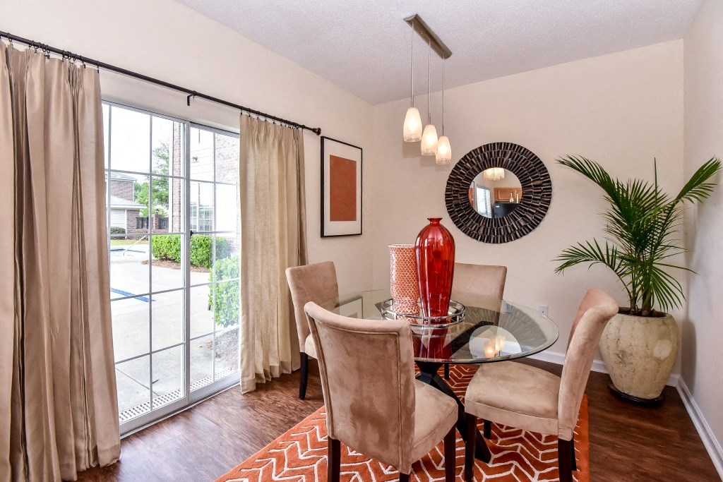 Battle Creek Village Townhomes, 1174 Battlecreek Rd, Jonesboro, GA