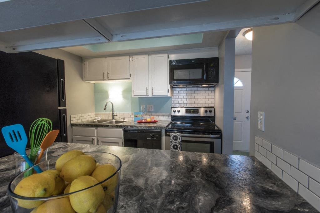 Barrington Square Apartments 2325 Marlborough Court Columbus Oh Rentcafe