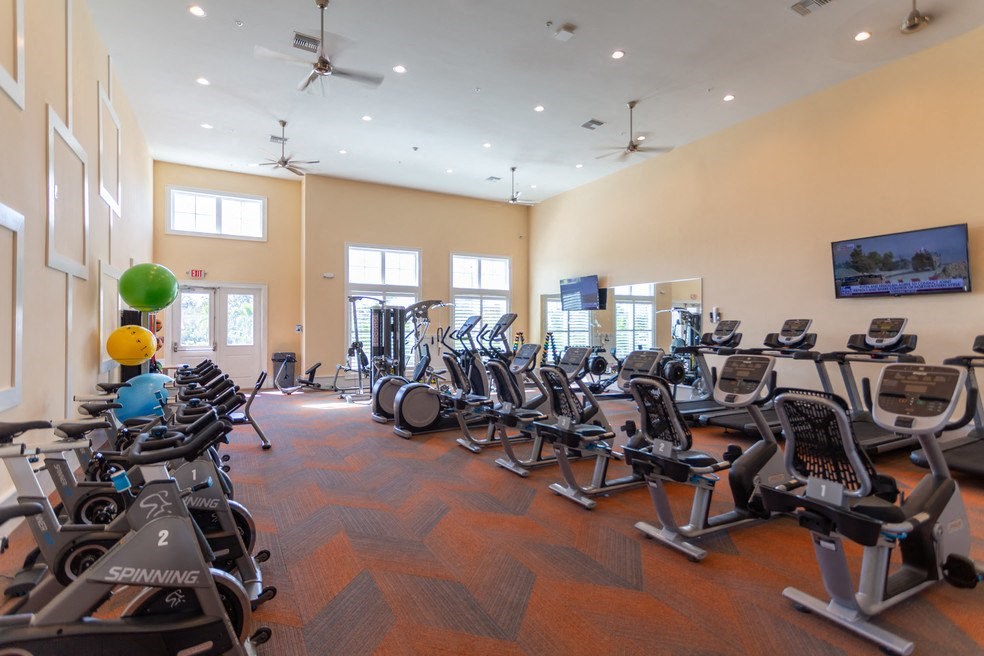 The-Floridian-Club-Of-Sarasota-An-Active-Adult-Community