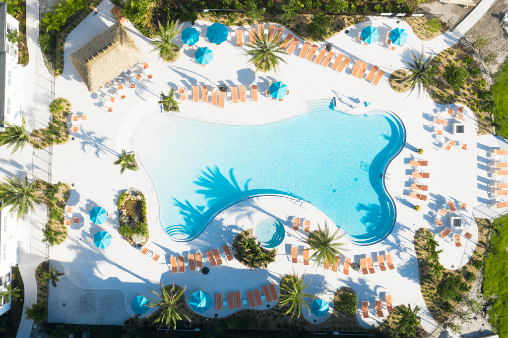 a swimming pool at the resort at longboat key club