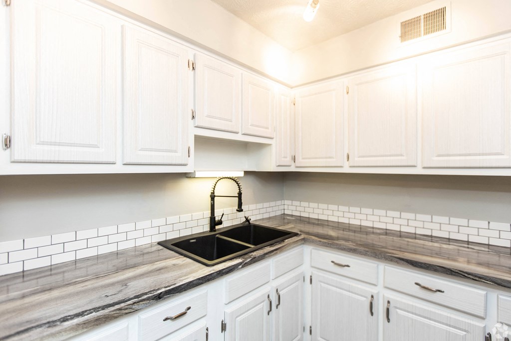 Racccon Creek Apartments Columbus Ohio  Kitchen