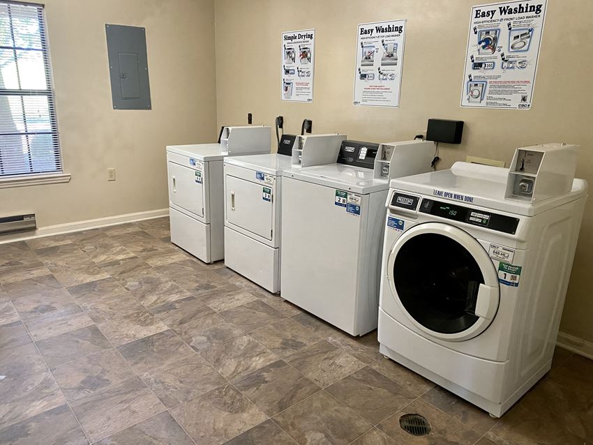 Laurelwood Of Laurens Apartments, 301 Reedy Fork Road, Laurens, SC