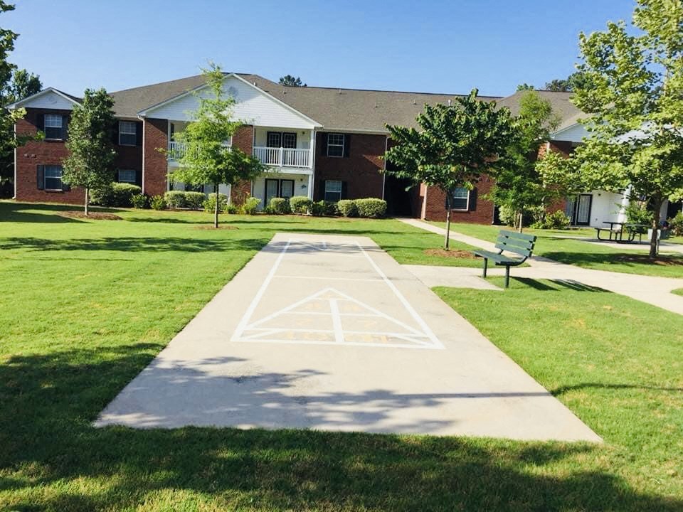 Lucky Pointe Apartments, 307 Stanfield Road, Lafayette, GA RentCafe