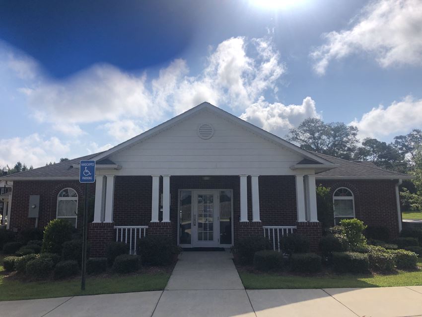 Mockingbird Pointe II Apartments, 285 Rumbley Road, Monroeville, AL