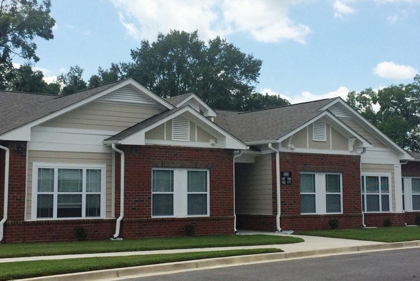 Magnolia Senior Village Apartments, 131 Sojourner Way, Hartsville, SC
