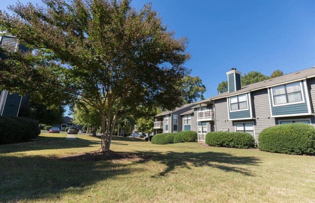 Beautifully Landscaped Common Area