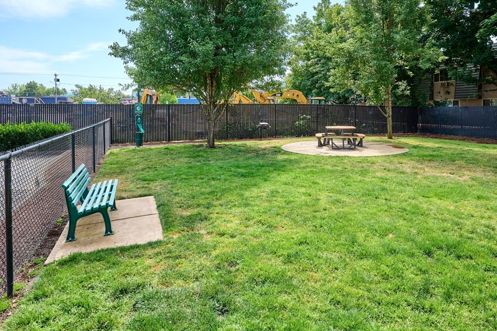 Park bench at Monroe Avenue Apartments, Salem, OR, 97301