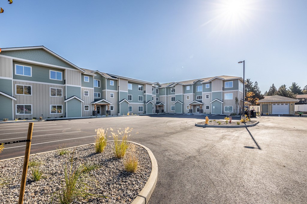 apartment exterior at Sagecrest Apartments, Wenatchee