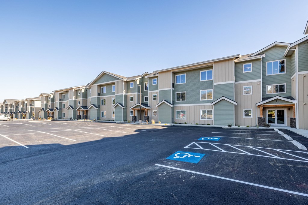 exterior at Sagecrest Apartments, Wenatchee, WA