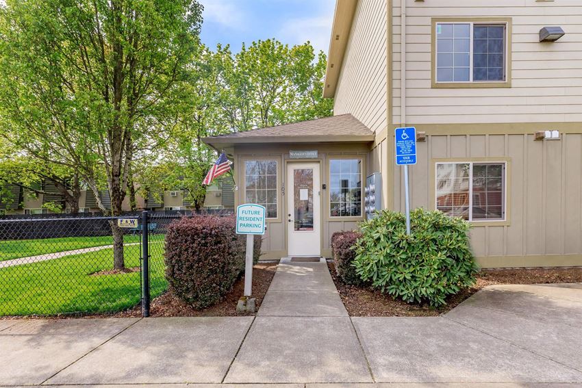 Monroe Avenue Apartments, 305 Sabra Ln NE, Salem, OR RentCafe