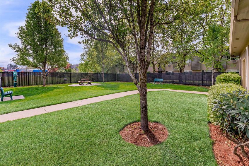 Monroe Avenue Apartments, 305 Sabra Ln NE, Salem, OR RentCafe