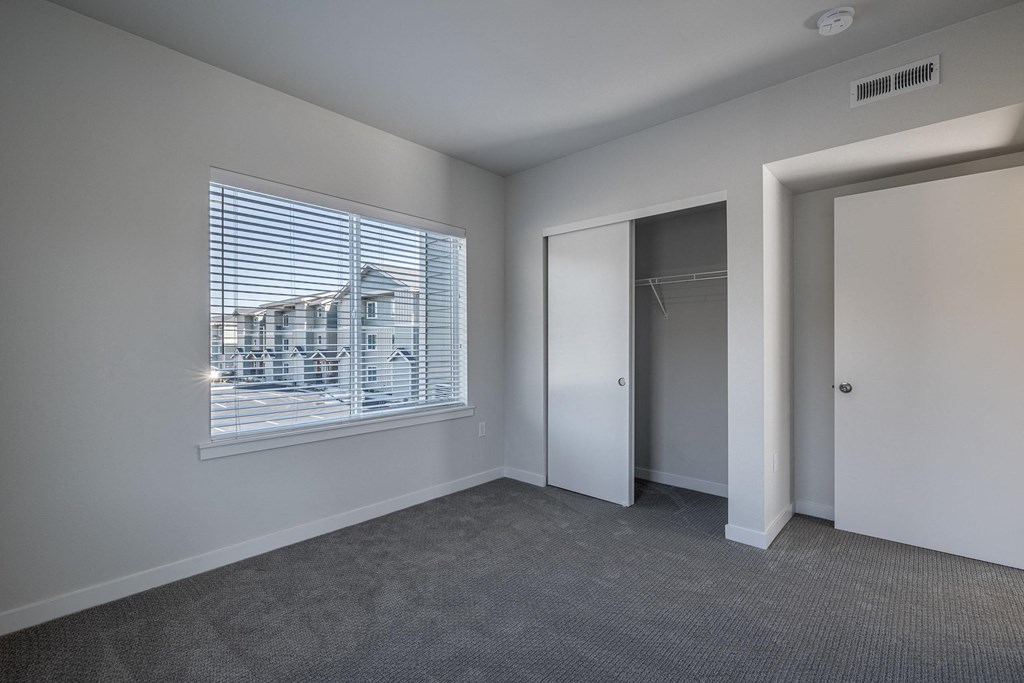 an image of a blue and white striped wallpaper at Sagecrest Apartments, Wenatchee, WA