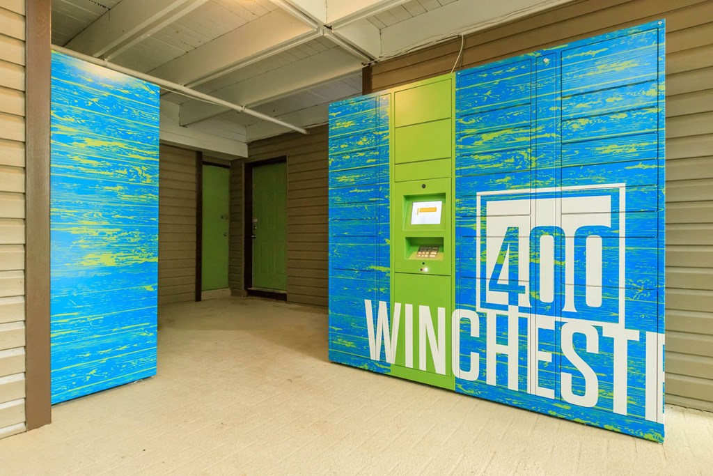 Package Locker at 400 Winchester, Atlanta Georgia