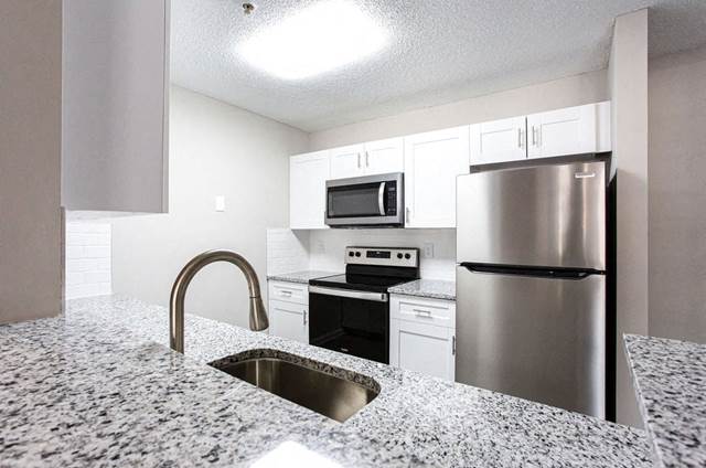 2-bedroom apartment at Ballantyne Commons Of Stockbridge Apartments in Stockbridge, GA