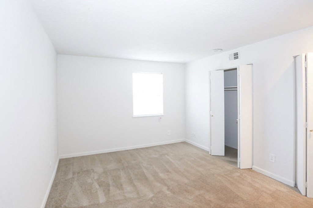Bedroom closet at Canyon Creek Apartments, Kansas City, 64132