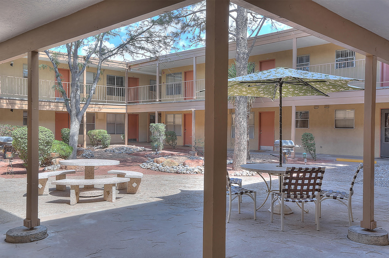 Casa Del Rey Courtyard