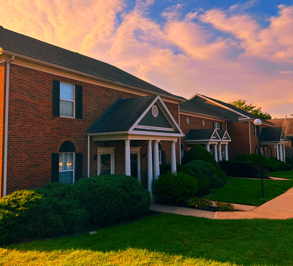 Building of Coach House Apartments