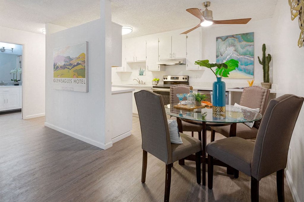 Furnished Dining Room Furnished Dining Room at Marine View Apartments, California, 94501