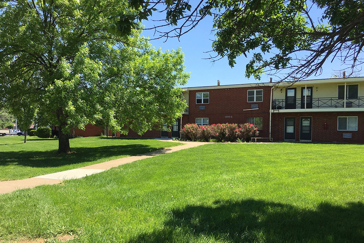 Looking at Rolling Ridge building