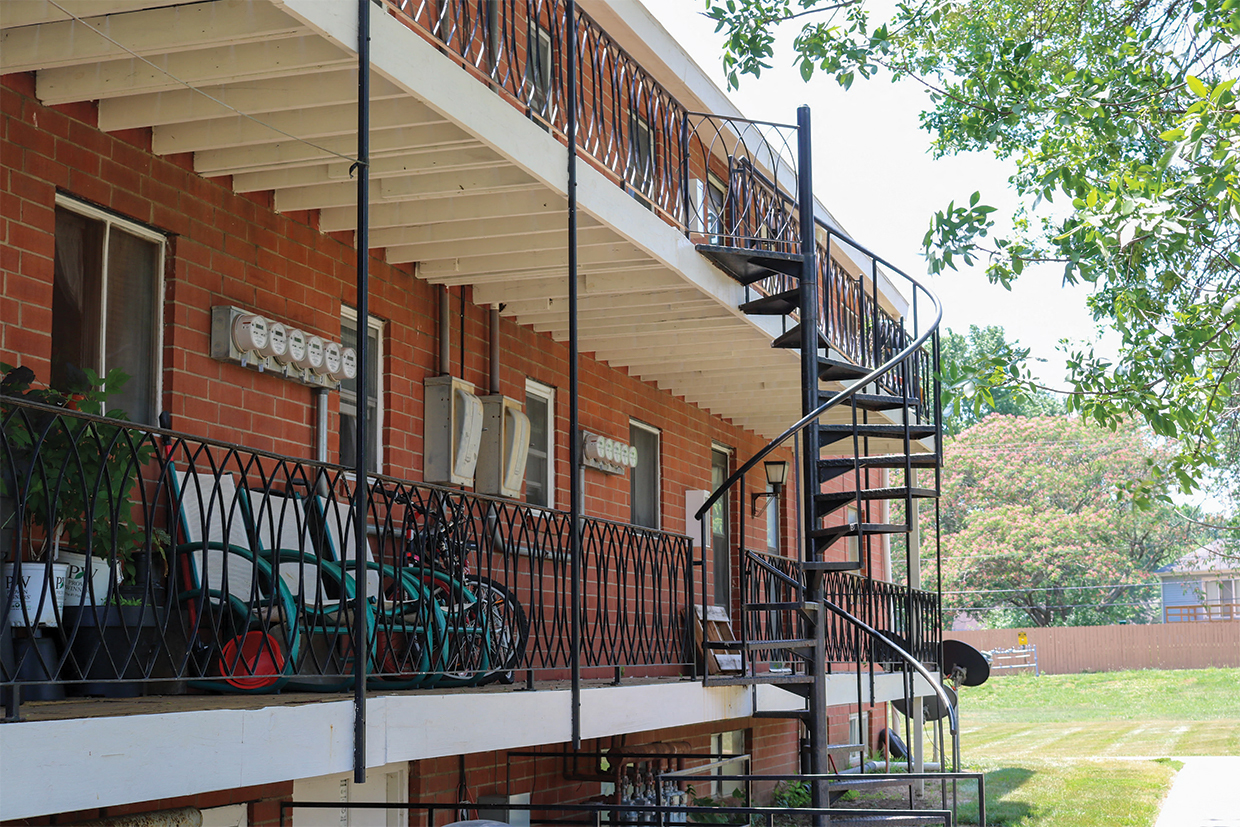 Rolling Ridge Backyard