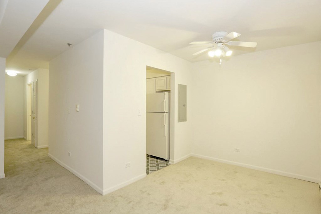 Dining Area View at Lansing Riverwood, LLC, Lansing, IL