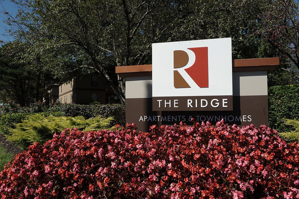 The Ridge Apartments Sign