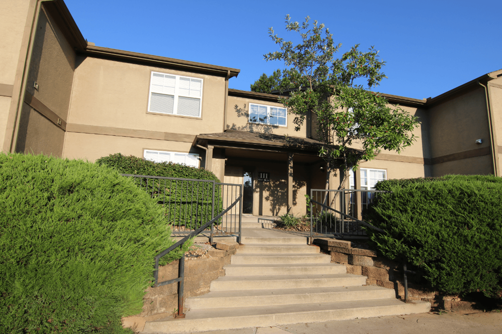 Building Entrance at Willow Creek, Kansas City, Missouri