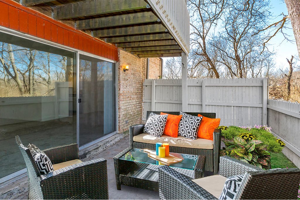 Patio at The Bridges at Foxridge, Kansas