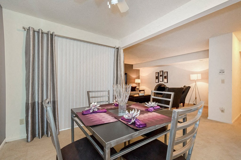 Kitchen View at Willow Creek, Kansas City, MO, 64114