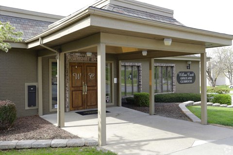 Clubhouse Entrance at Willow Creek, Kansas City