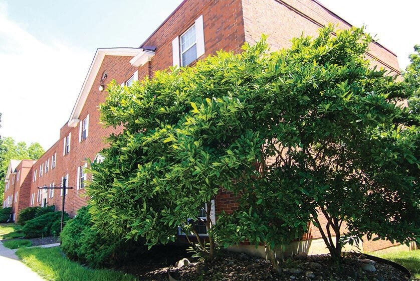 Northwest Apartments at Coach House Apartments, Kansas City, MO, 64131