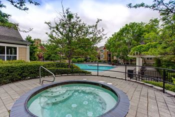 Hot Spa at Commons at Verandas in Tanasbourne Apartments, Hillsboro, OR