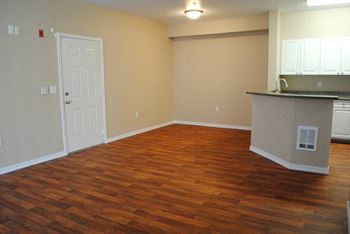 Wood Inspired Plank Flooring at Commons at Verandas in Tanasbourne Apartments, Oregon