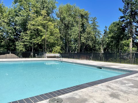 Pool View at Commons on the Tualatin River, Tualatin, OR, 97062