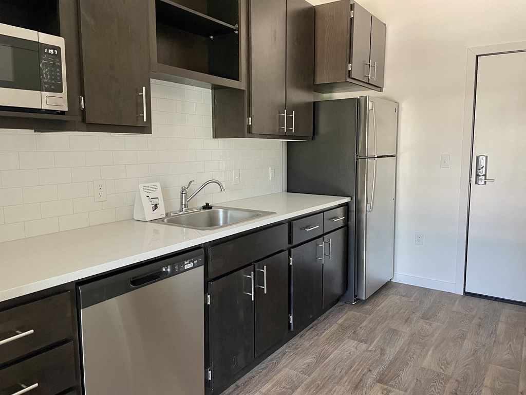 Luxury Studio Apartments Tualatin Oregon