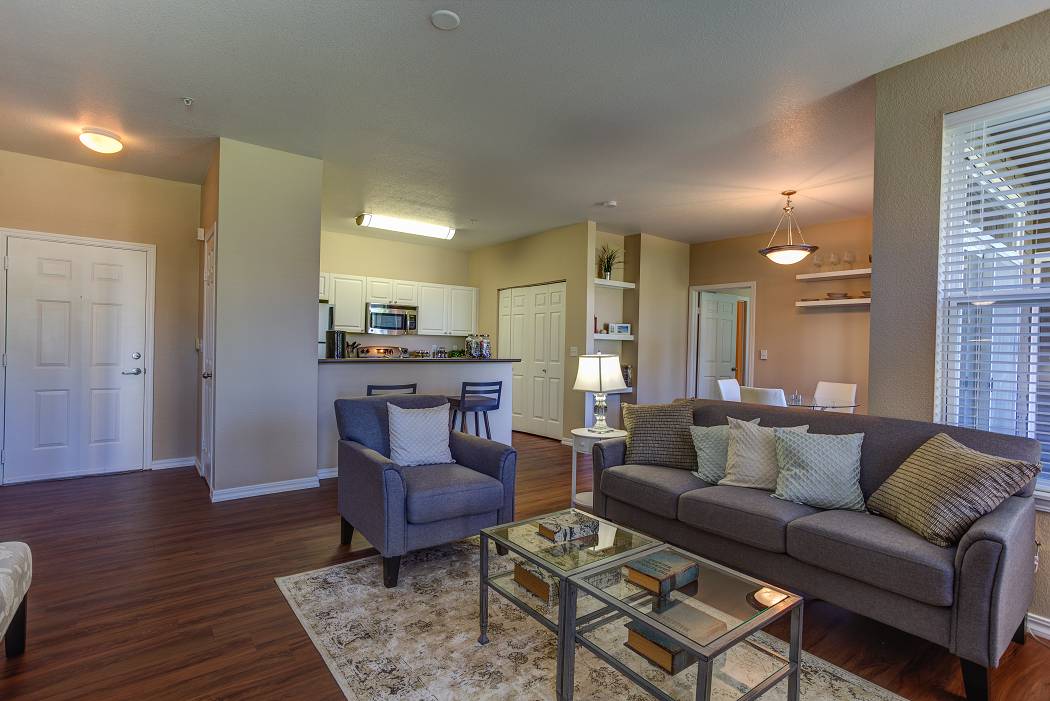 Commons At Verandas In Tanasbourne Apartments is a similar property to Willow Creek Crossing located in Hillsboro