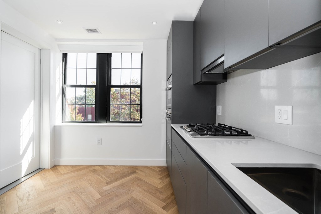 The Stanton studio apartment with luxury kitchen and quartz counters