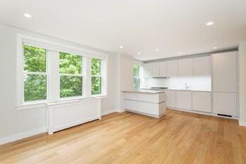 123 Highland Avenue Studio-2 Beds Apartment for Rent - Photo Gallery 5