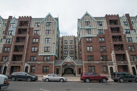 805 St. Marks Avenue Studio-3 Beds Apartment for Rent