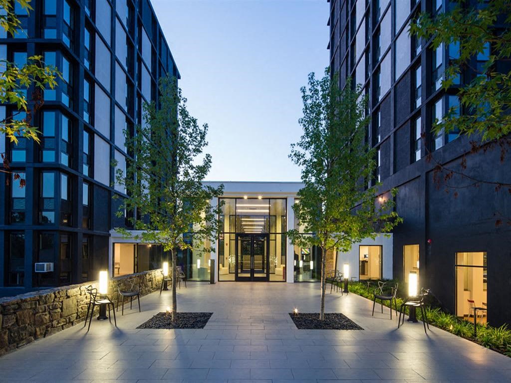 exterior of 251 DeKalb