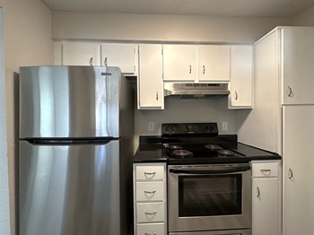 6201 NW 70th St Studio-3 Beds Apartment for Rent - Photo Gallery 4