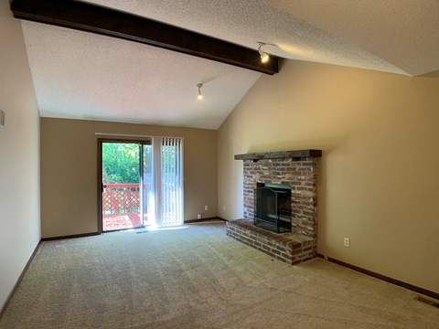 6320 Lamar Avenue STE 107 3 Beds Apartment for Rent