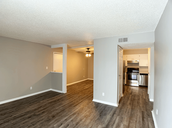 living room - Photo Gallery 3