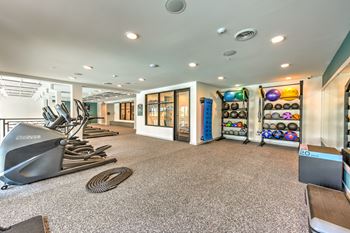 Fitness Center at Pinnacle Apartments, Jacksonville, FL