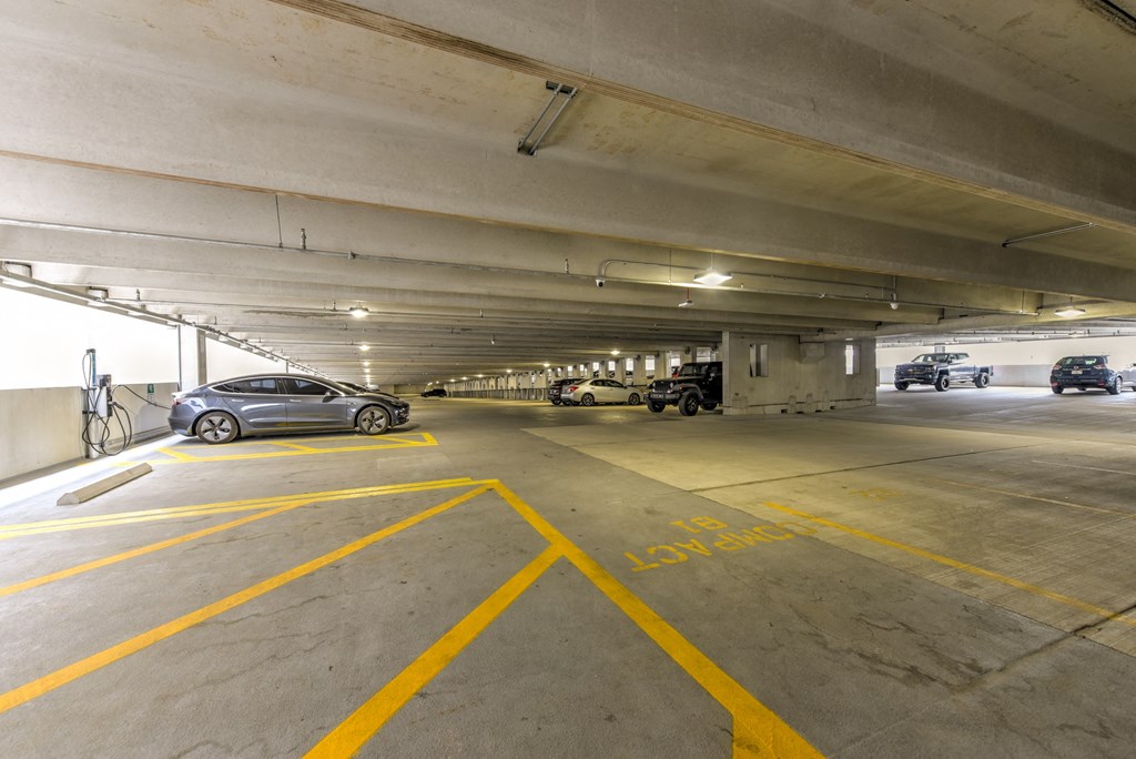 Parking Garage at Pinnacle Apartments, Jacksonville, 32256