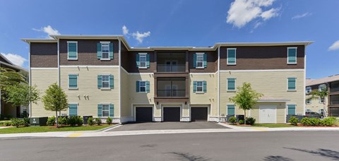 our apartments offer a clubhouse  at Cabana Club - Galleria Club, Jacksonville, Florida