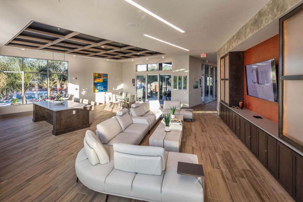 Luxor Club Apartments
