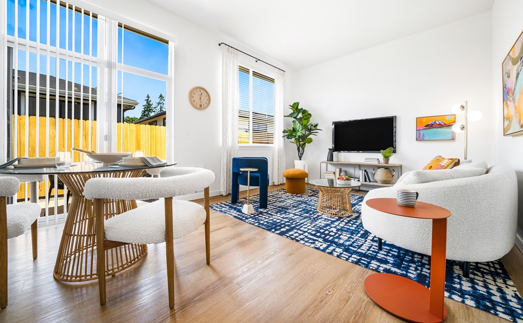 TheFarmstead_Eugene_OR_Cottage_1x1_Livingroom