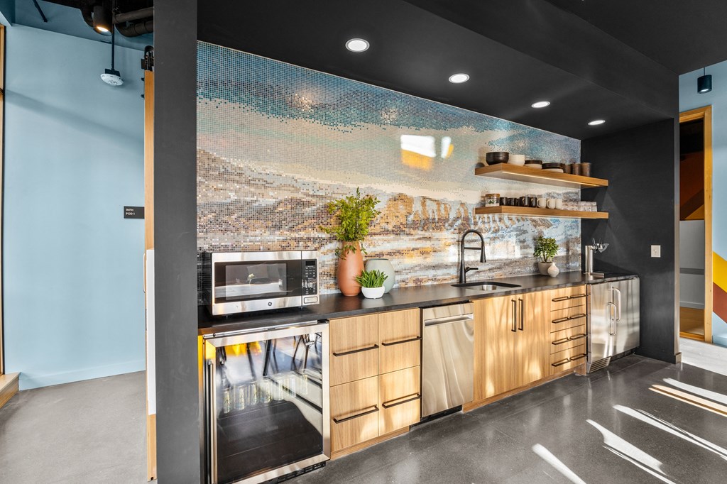 Strata_Bend_OR_Coffeebar