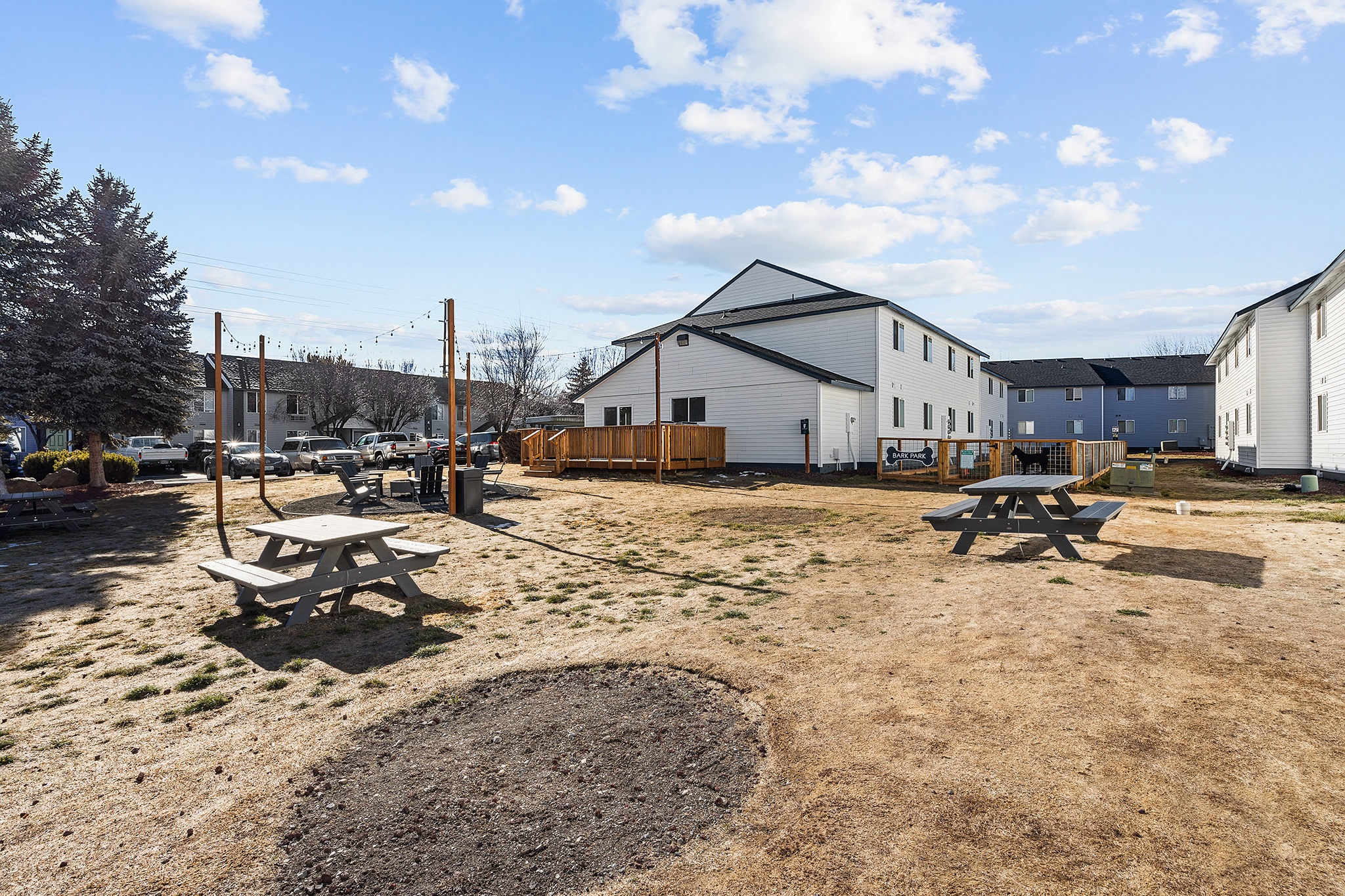 Fox Hollow_Bend_OR_Exterior_1